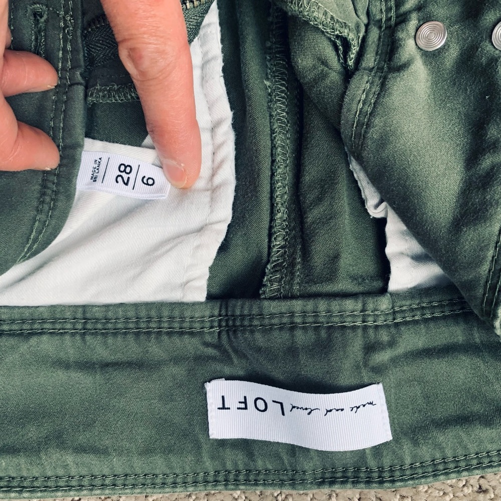 Olive green LOFT skinny pants, mid waist